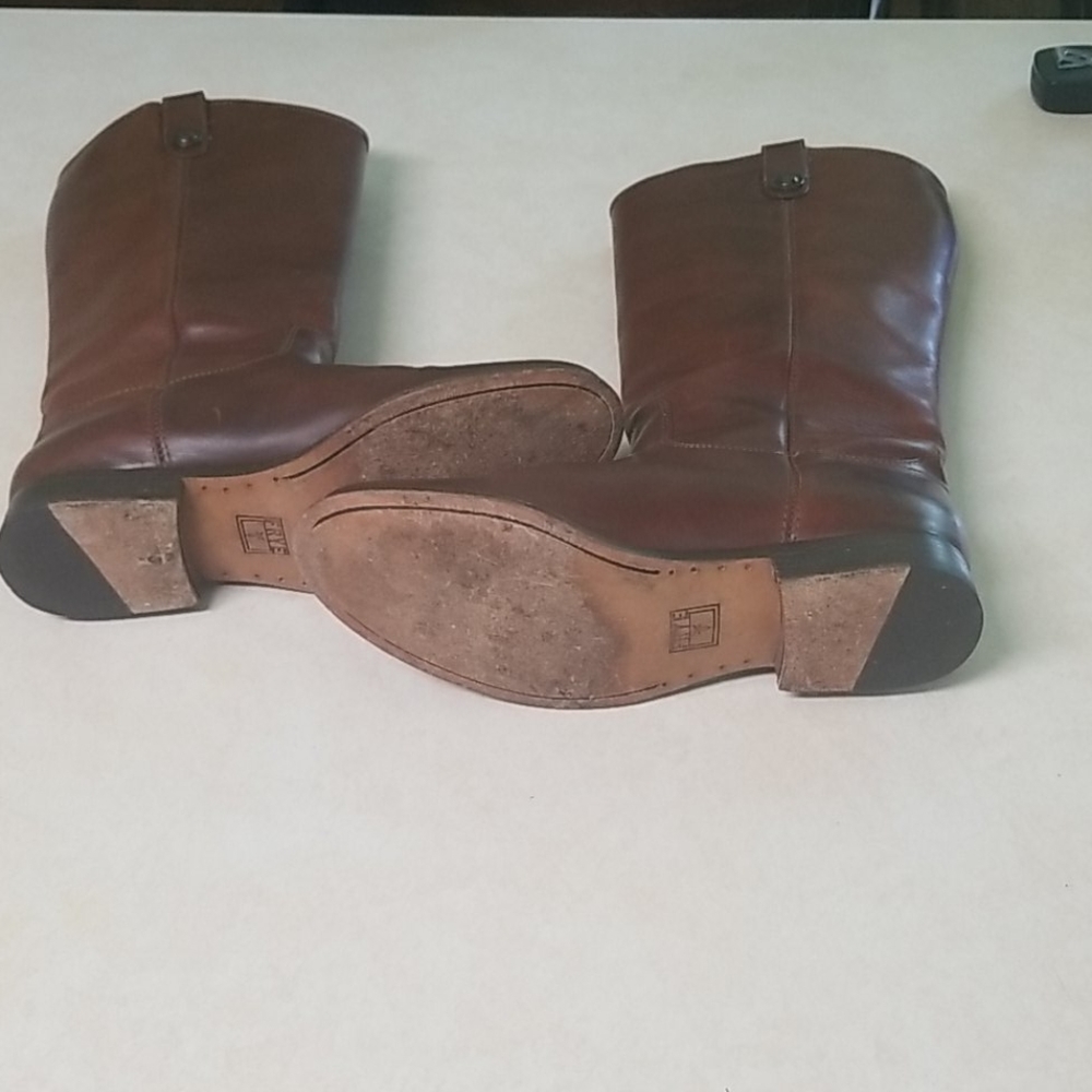 🎈SOLD🎈Frye Melissa Button Leather Boots 8.5 - Picture 8 of 12